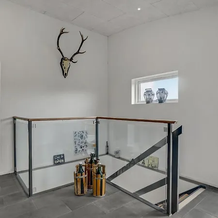 5 Bedroom Amazing In * Løgstrup